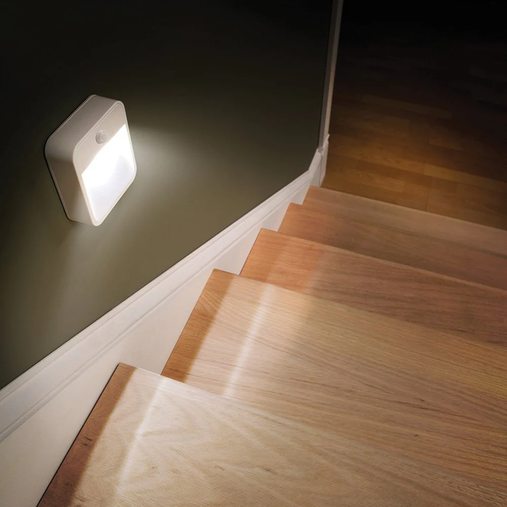 5 Best Motion Sensor Lights for Hallways and Stairs: Preventing Nighttime Falls Mr. Beams MB522 Wireless LED Stair Lights