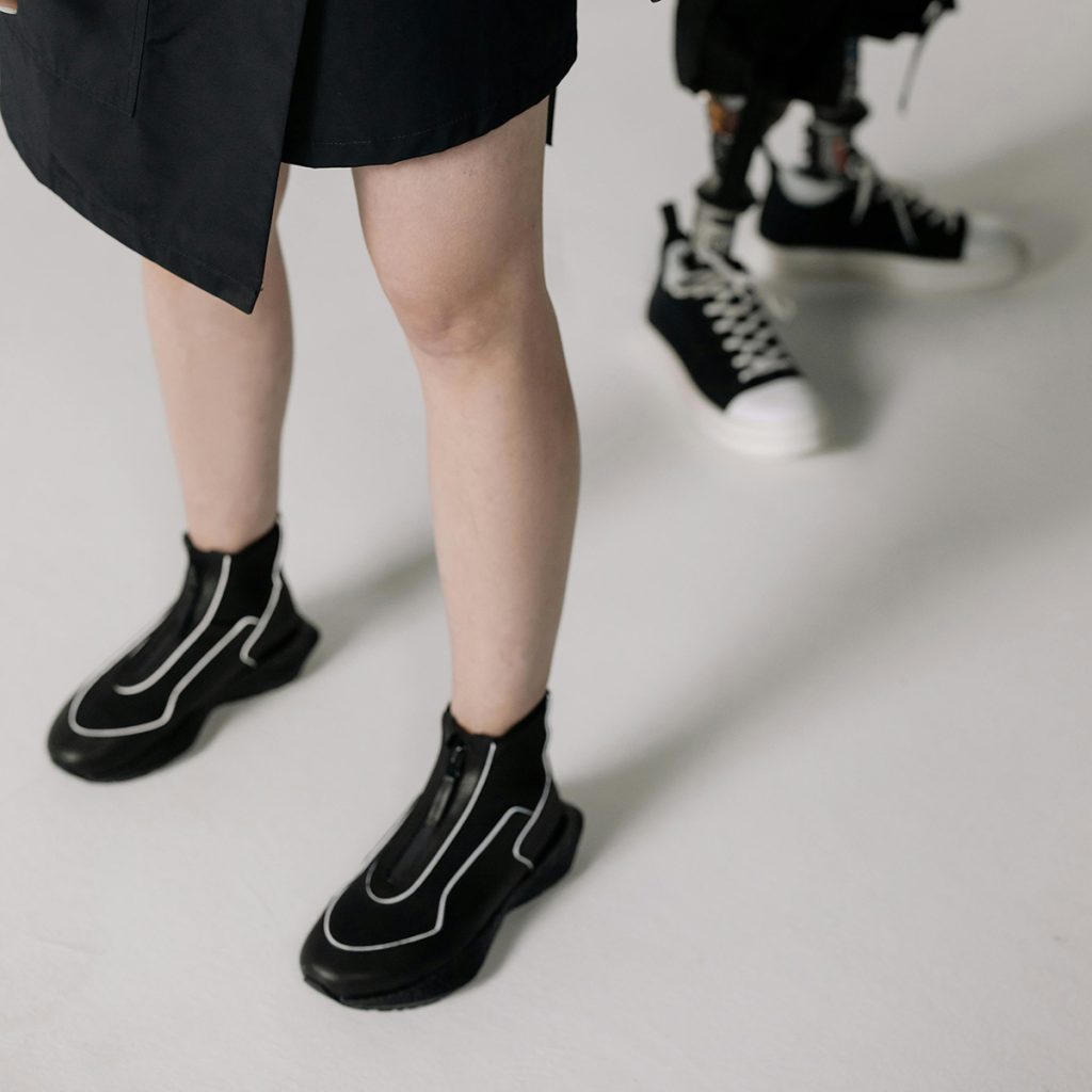 5 Best Adaptive Shoes with Magnetic or Velcro Closures: A PT’s Guide to Stress-Free Footwear Adaptive Shoes with Magneti