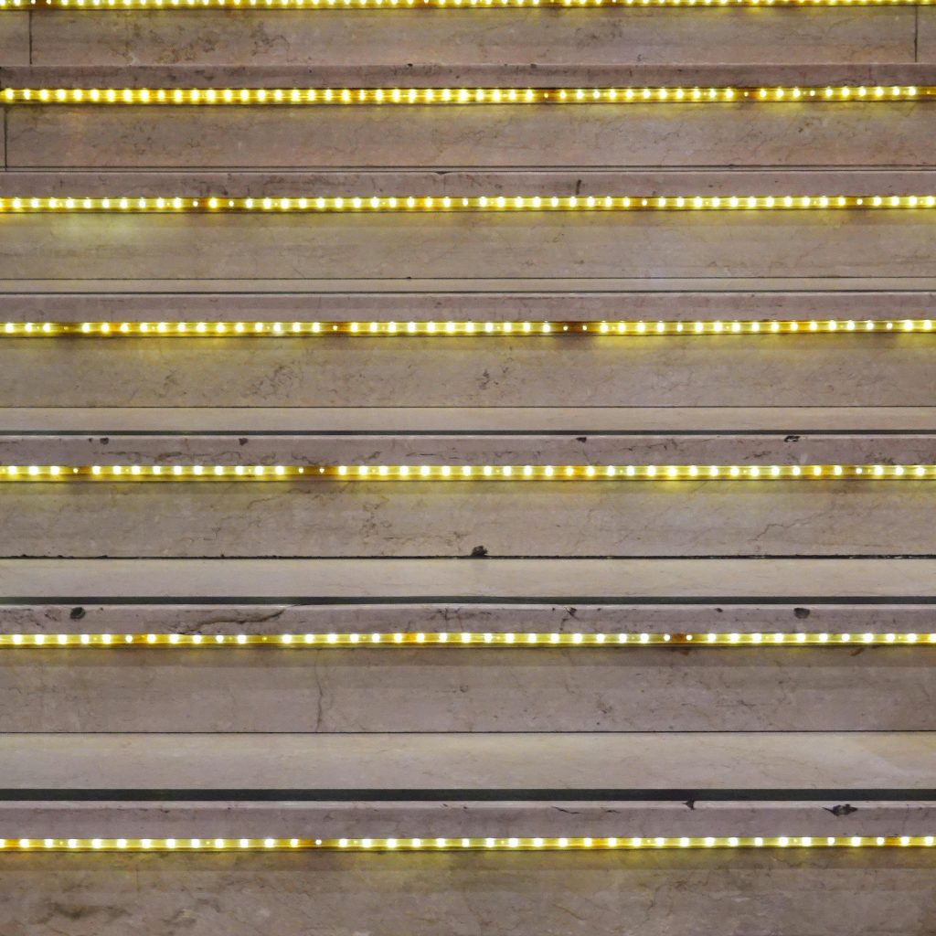 eview: How to Choose the Best Outdoor Step Lighting