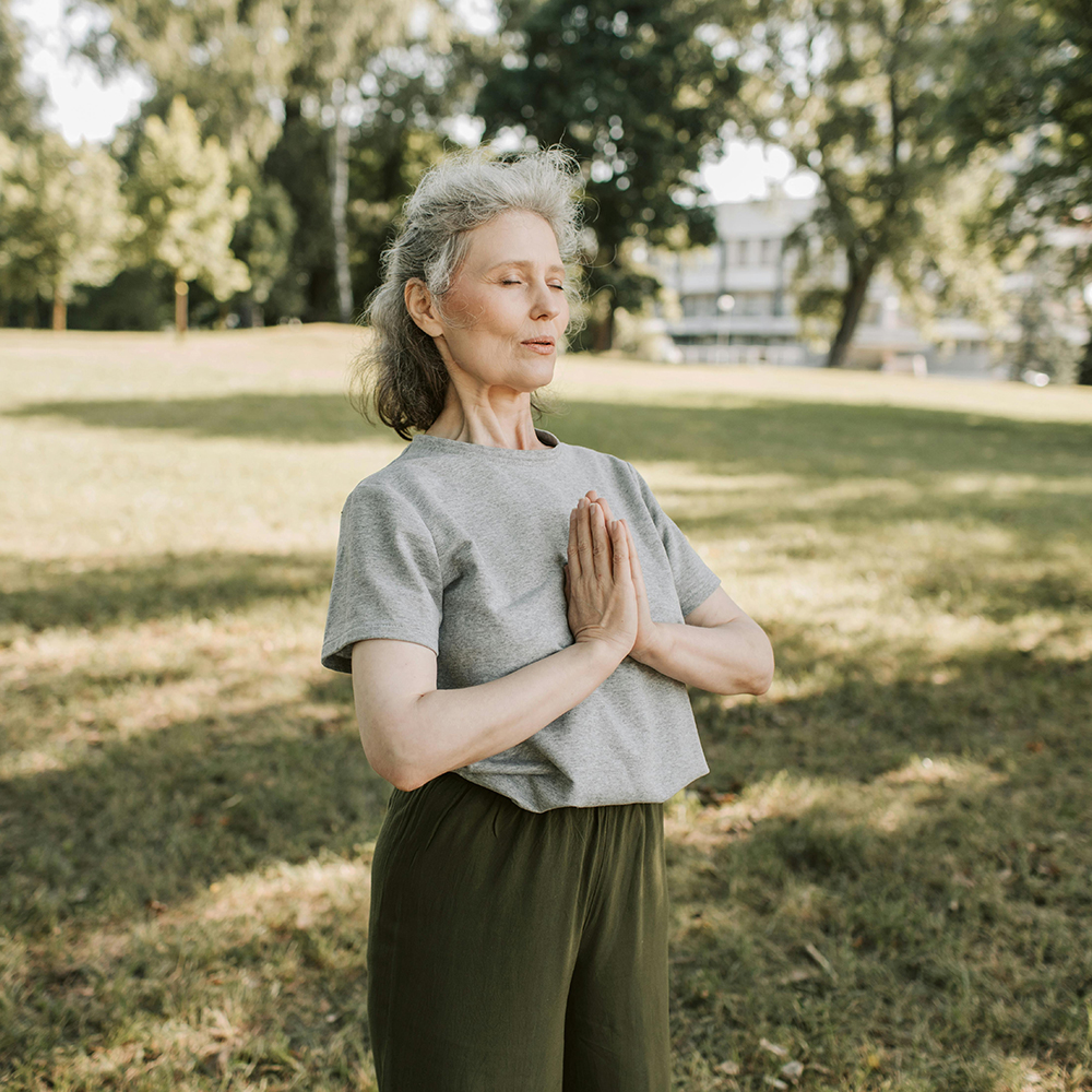 Review: The Benefits of Meditation for Senior Mental Health