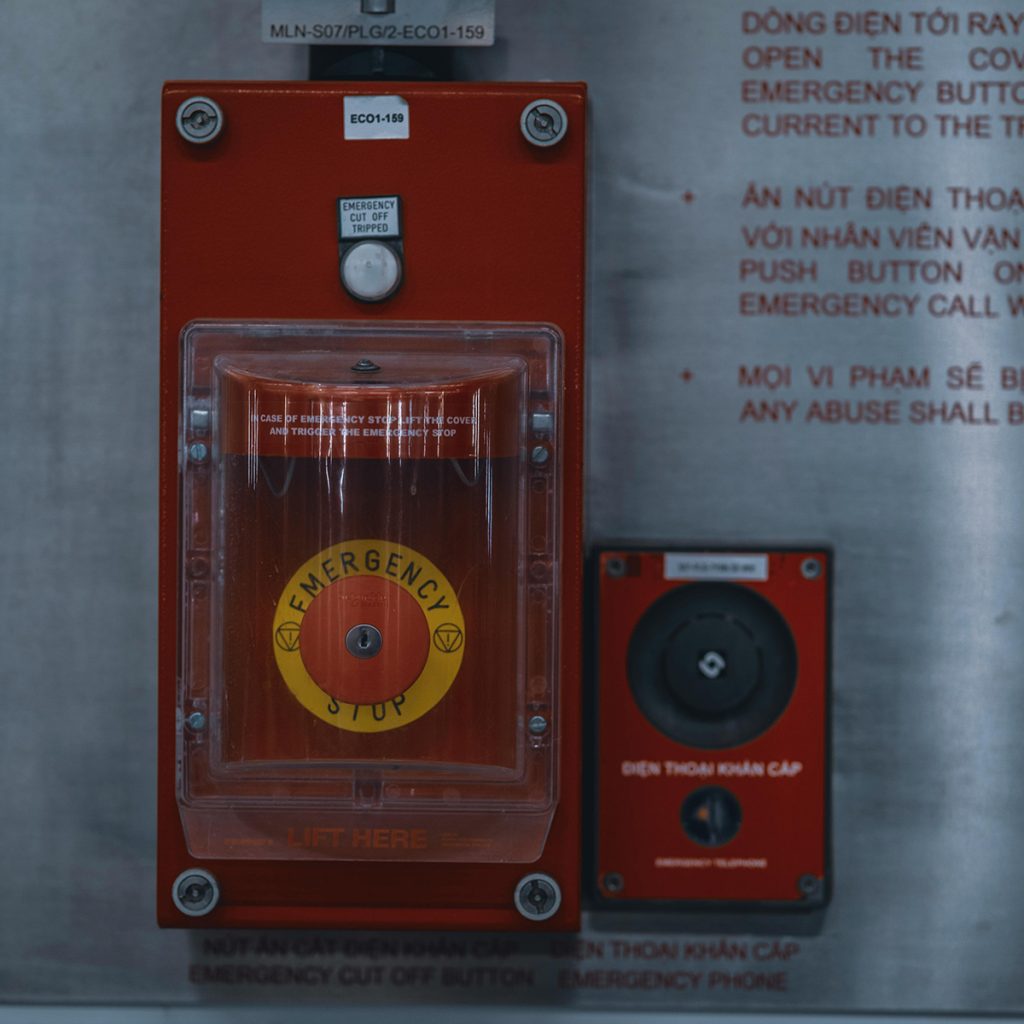 Best Wall-Mounted Panic Buttons for the Bathroom pexels vtnt2 30780460