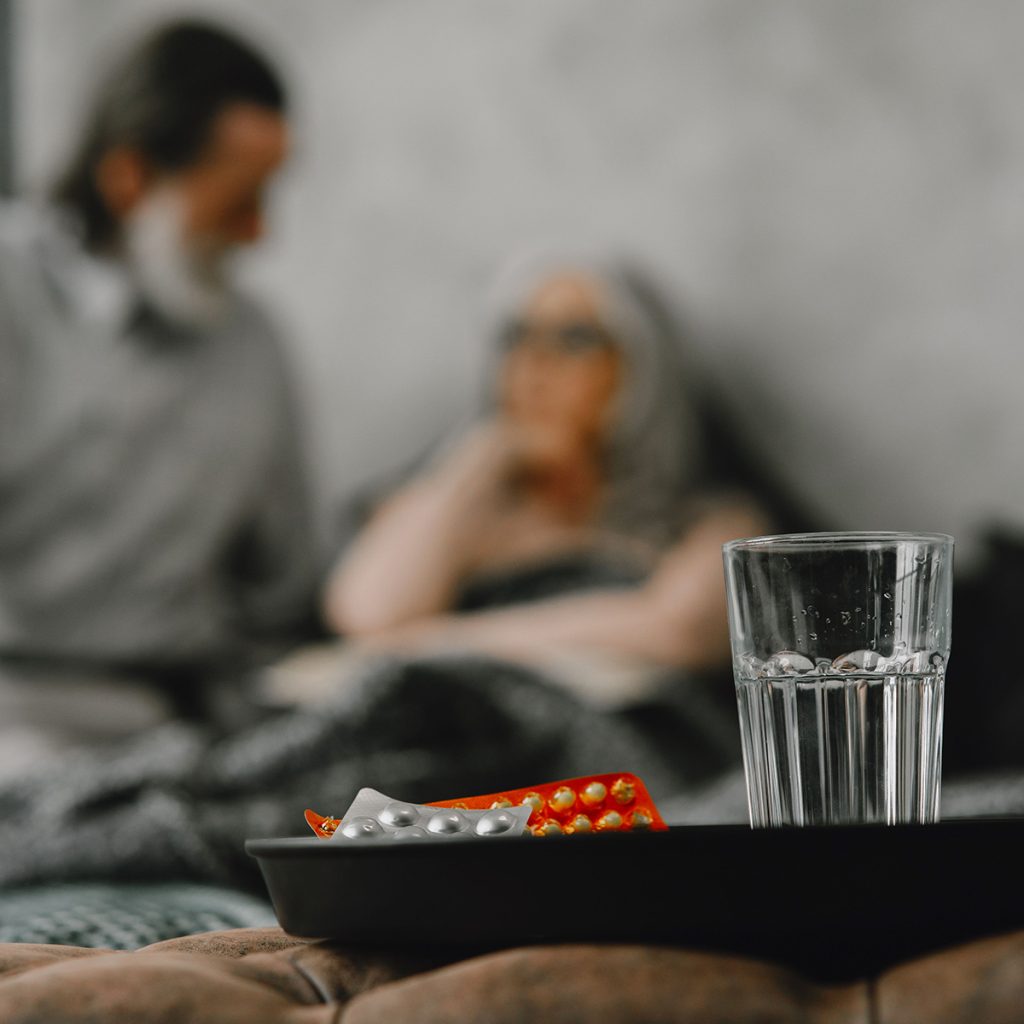 Best Bedside Command Centers for Seniors pexels gustavo fring 8770118