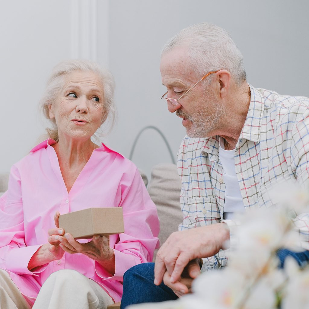 Gift Ideas for Seniors in Assisted Living Facilities pexels shvets production 7545257